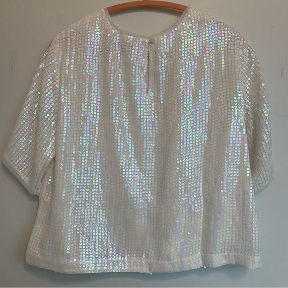 NWOT. Cropped iridescent white sequin top - Picture 2 of 3